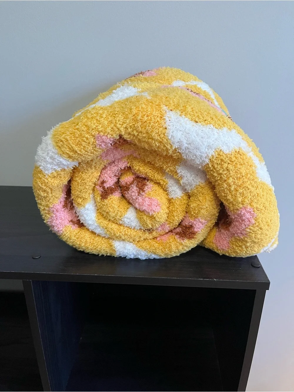 Pillowfort Yellow Plush Knit Throw with Pink White and Maroon Flower Accents